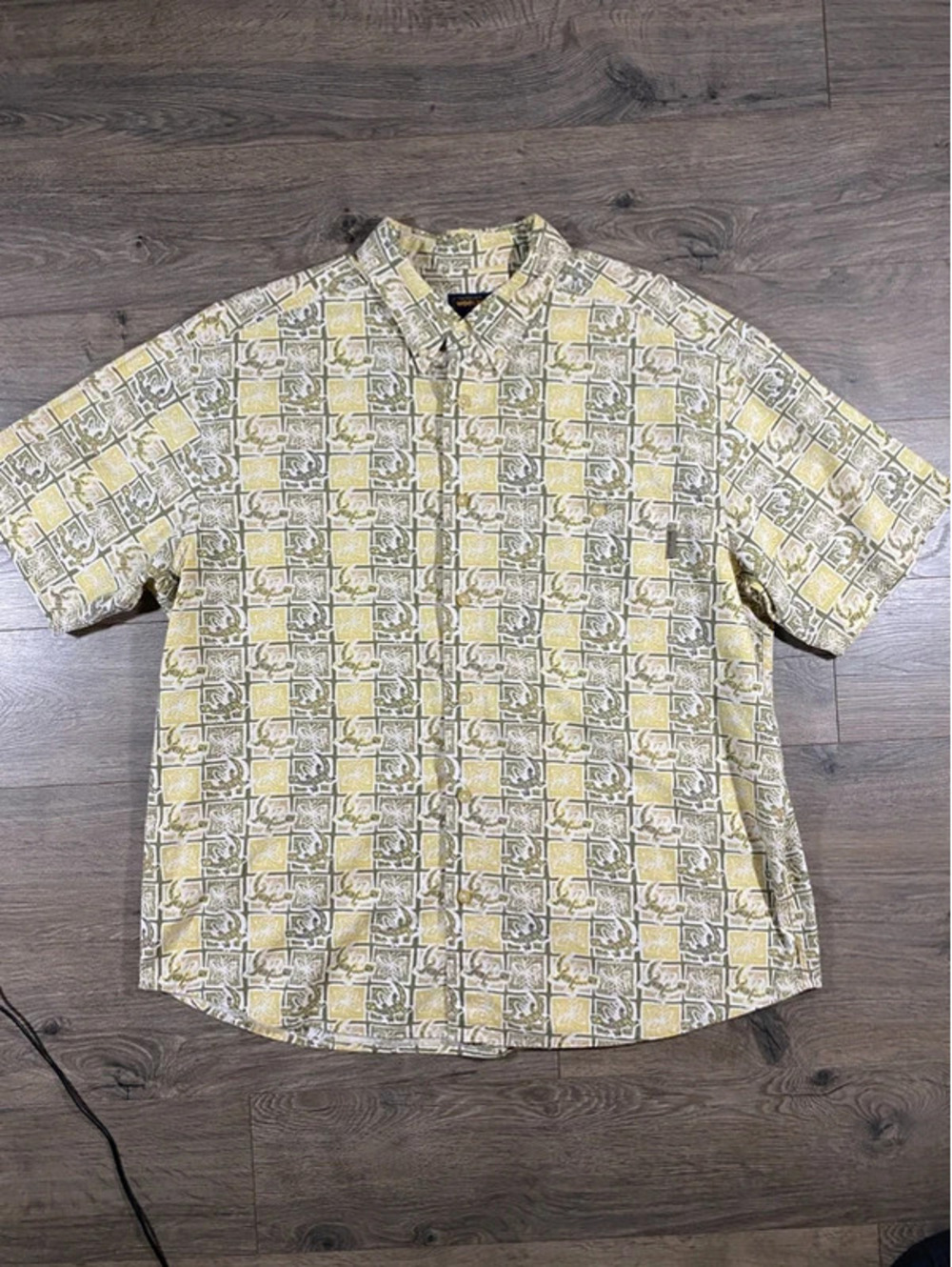 Woolrich Mens XL Kelp Gecko Lizard Print Shirt 100% Cotton Button Down 6643